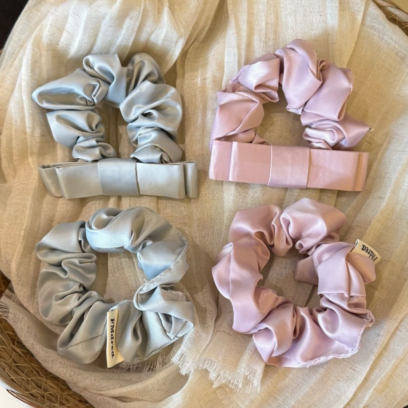 Hochwertige Glatte Einfarbige  – Satin Bow Tie Bewertung und Preis
