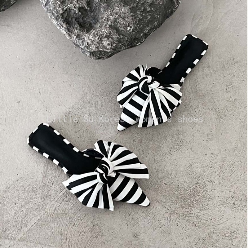 Luxuriöse Designer-Slipper mit – Satin Bow Tie Bewertung und Preis