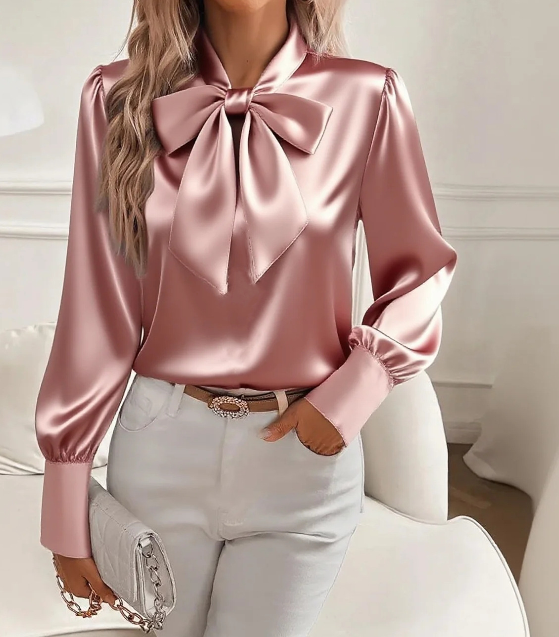 Schleifenkragen-Satinbluse mit – Satin Bow Tie Bewertung und Preis